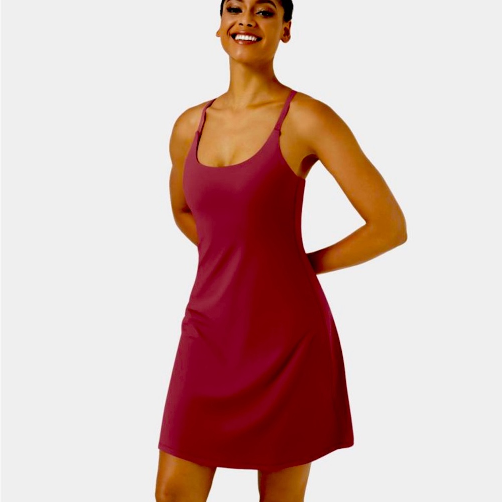 NEW* never worn Halara Softlyzero™ Active Dress
